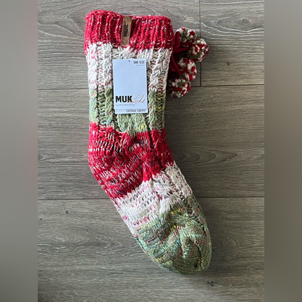 NWT Muk Luks Luxe Cottage Collection Res and Green Wool Blend Slippers Size 6-10